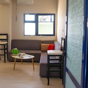 Dormitory Room Mixed
